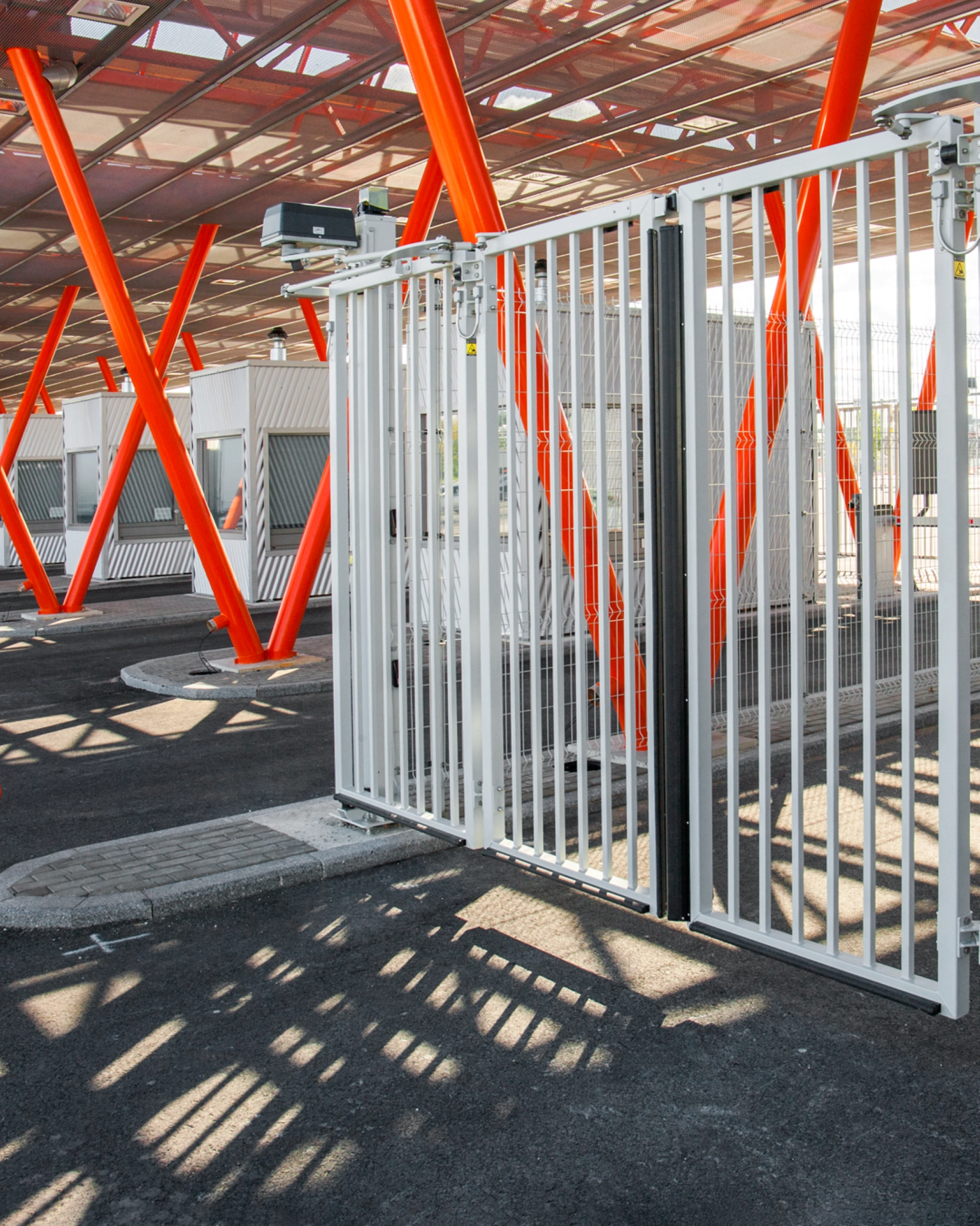 industrial folding fence gates for ports