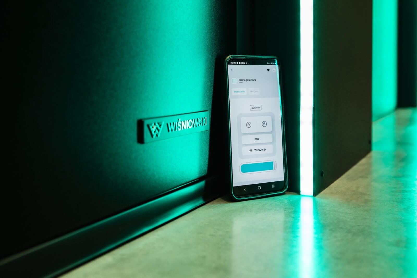 Opening the garage door with your phone