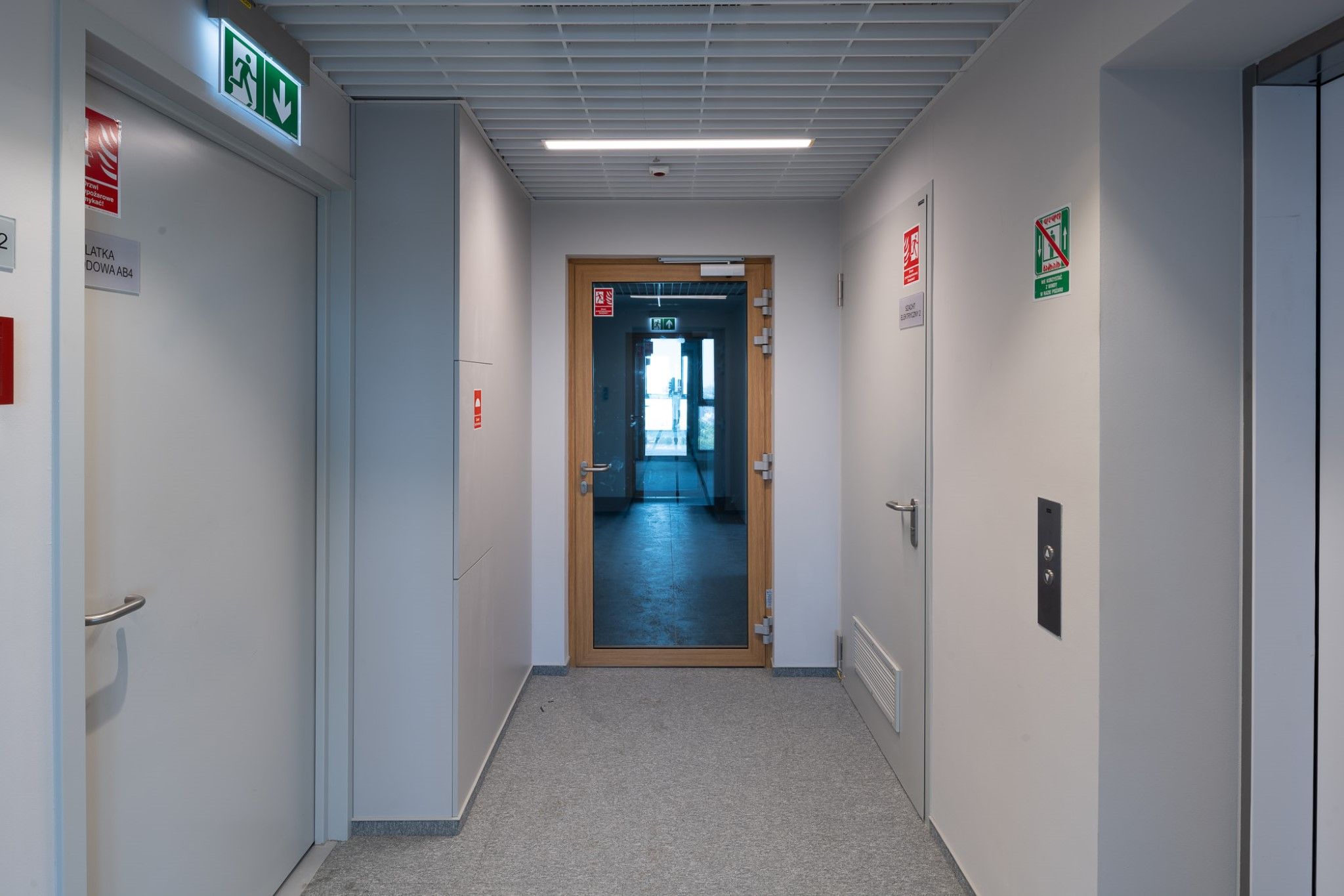 WIŚNIOWSKI technical doors