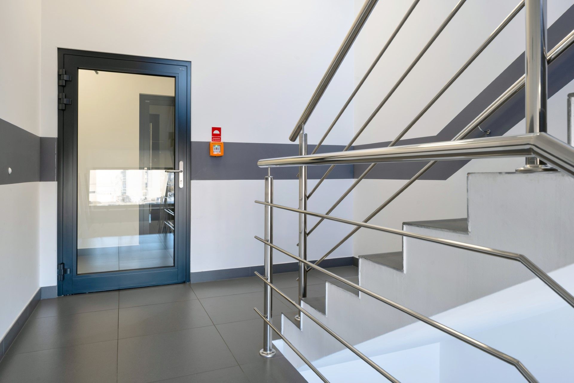 Aluminum interior doors in Wiśniowski