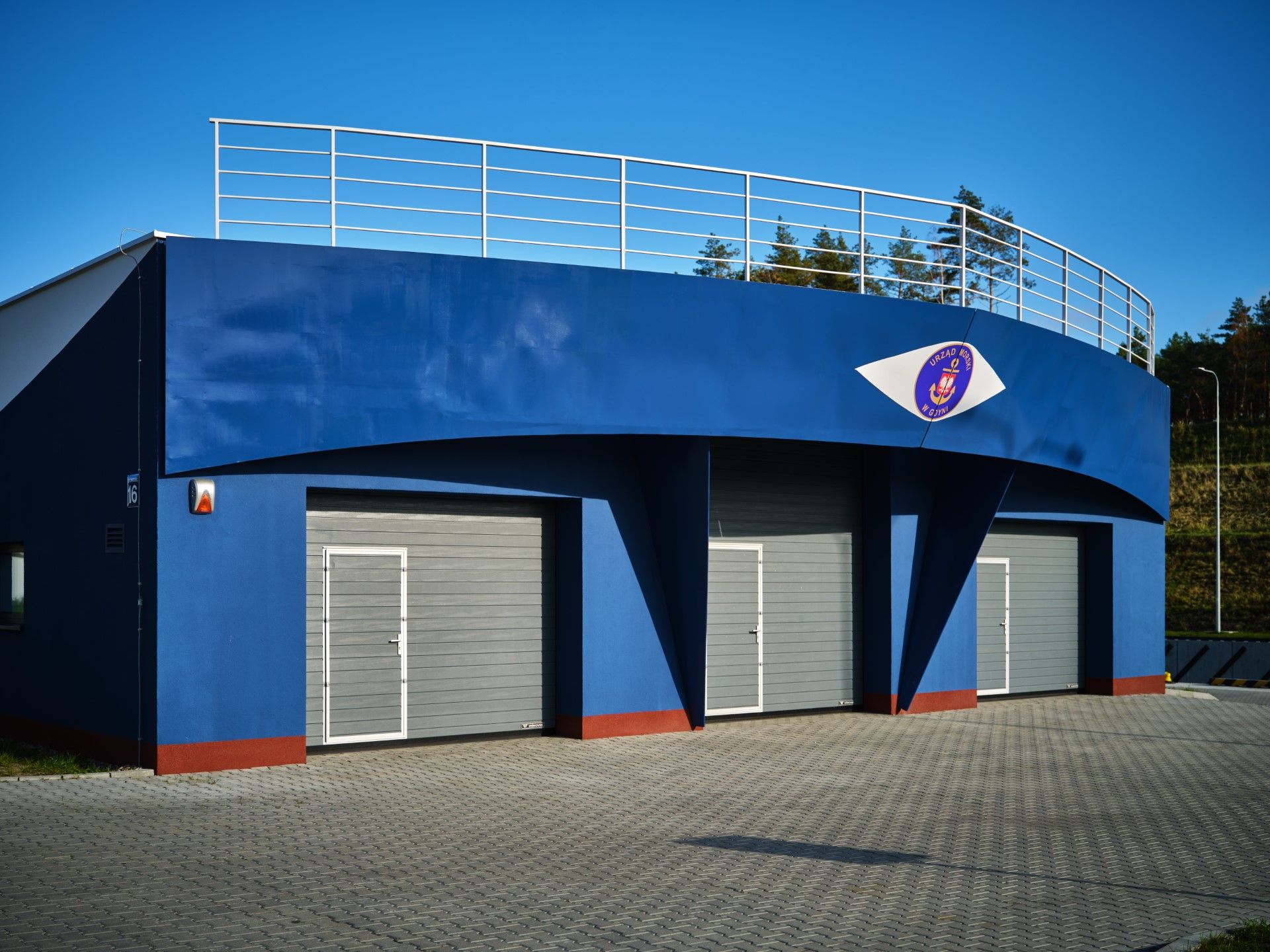 MakroPro 2.0 sectional doors Vistula Spit