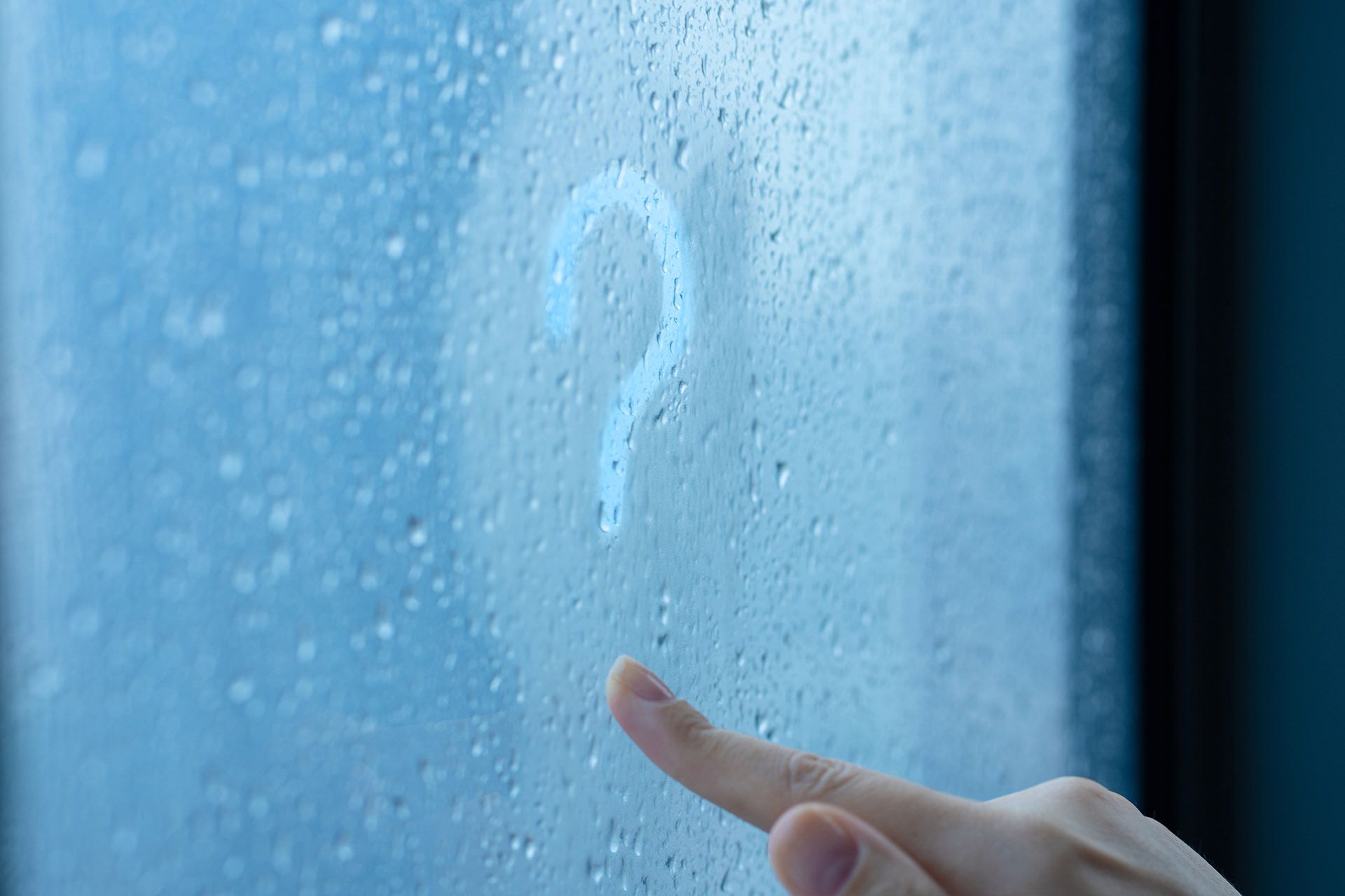 Why do windows fog up?