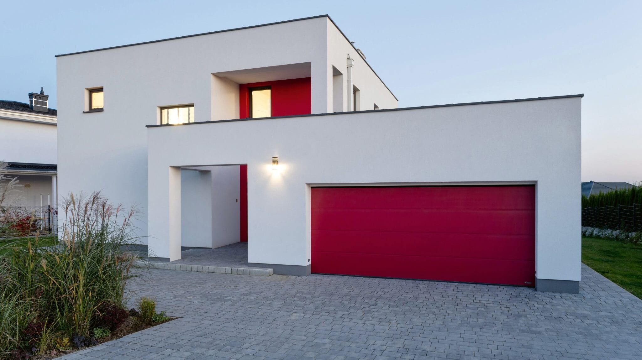 10 features of a good garage door